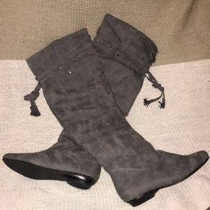 Grey Bucco boots